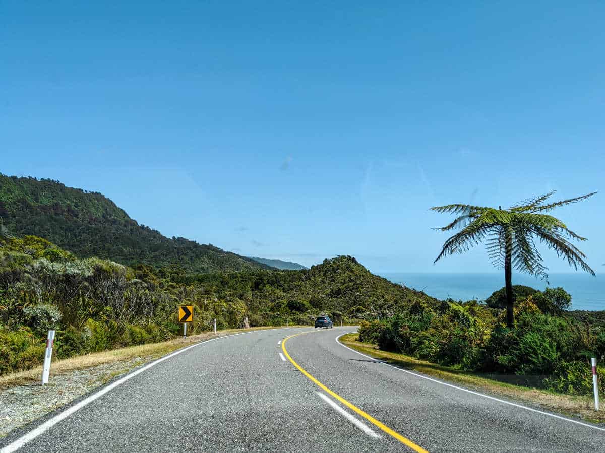 Winding roads towards the West Coast of the South Island of New Zealand.