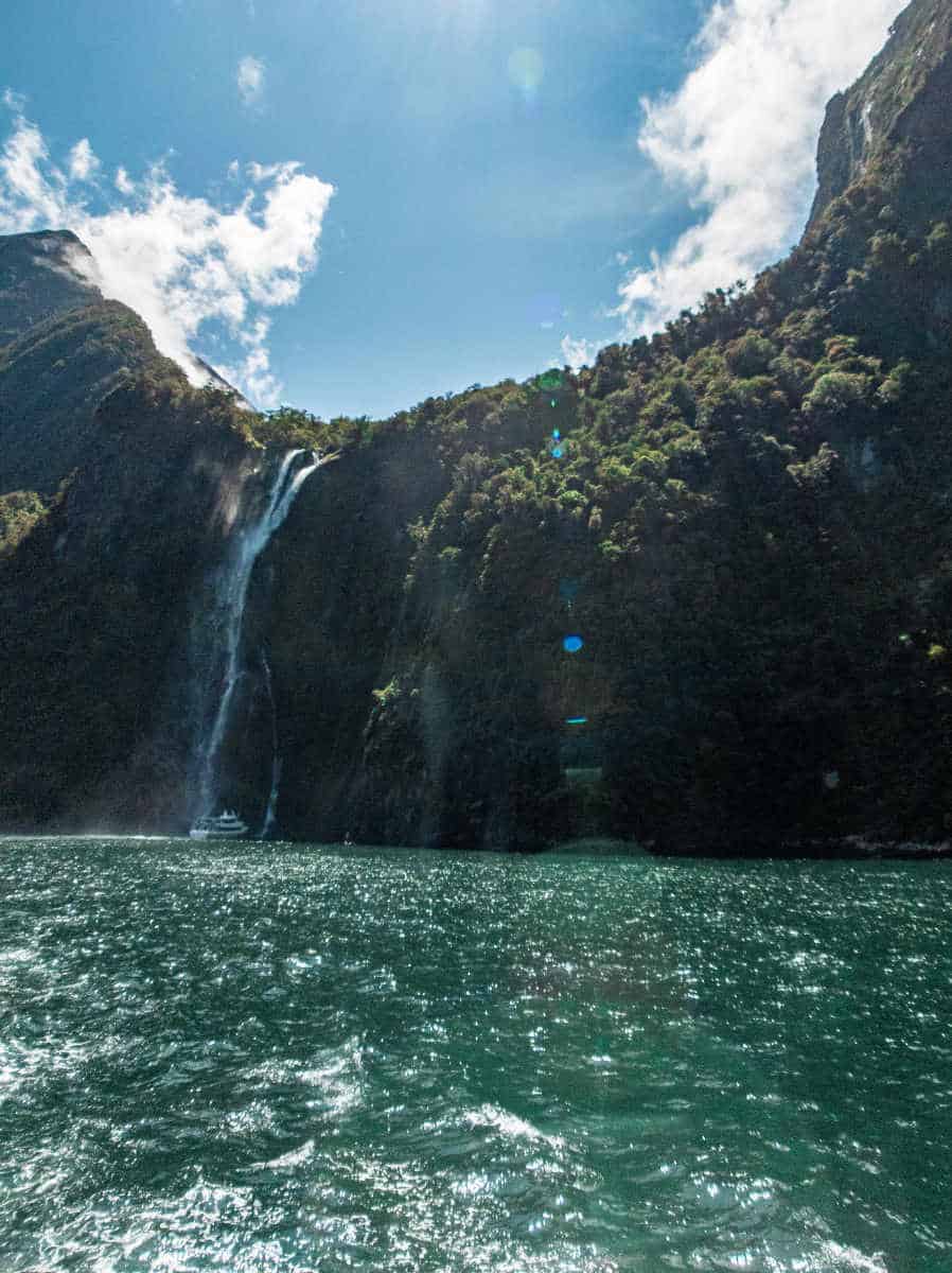 The Stirling Falls, one of the popular sights during the cruise in Milford Sound.